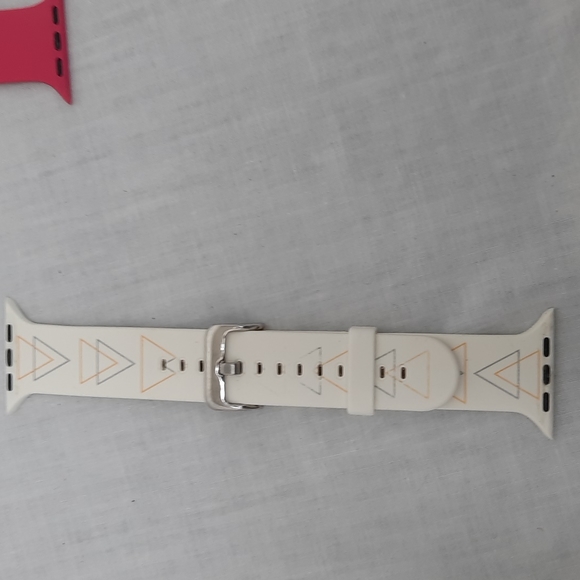 Apple Watch Series 3 Sports Bands 38MM - Picture 4 of 15